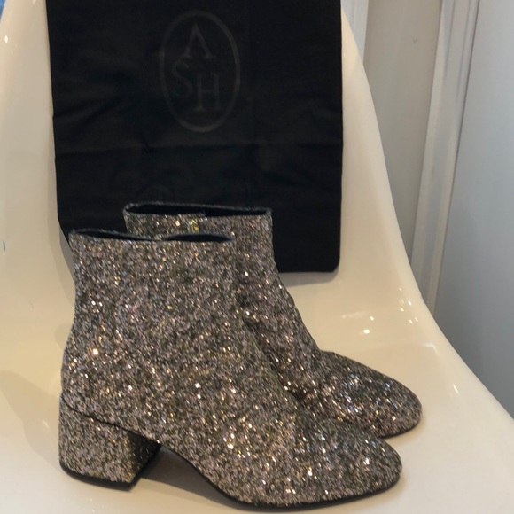 ash glitter boots